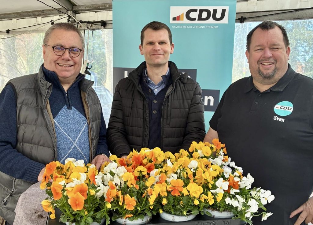 Früh raus für gute Gespräche und kleine Geschenke – Osteraktion in Steimbke
